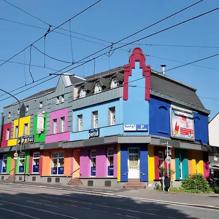 Petul An Der Zeche Essen