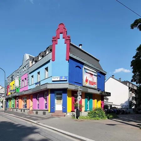 Petul An Der Zeche Essen